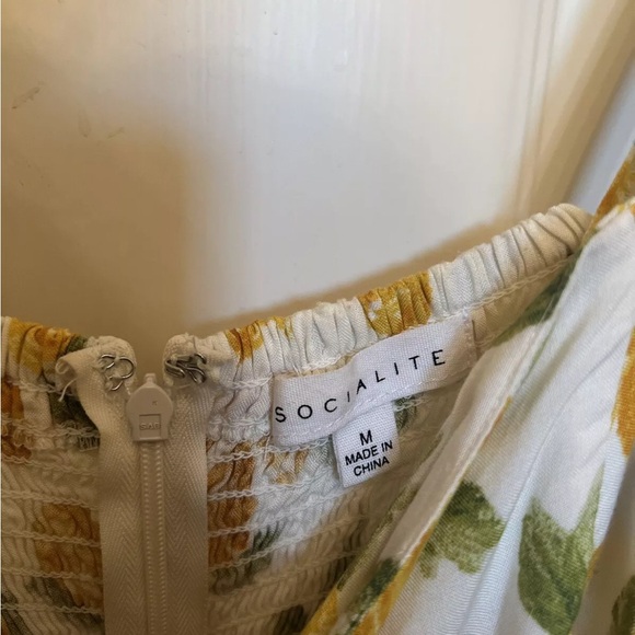 Socialite Lemon Print Dress, Front Tie Knot, Size M - Picture 5 of 6